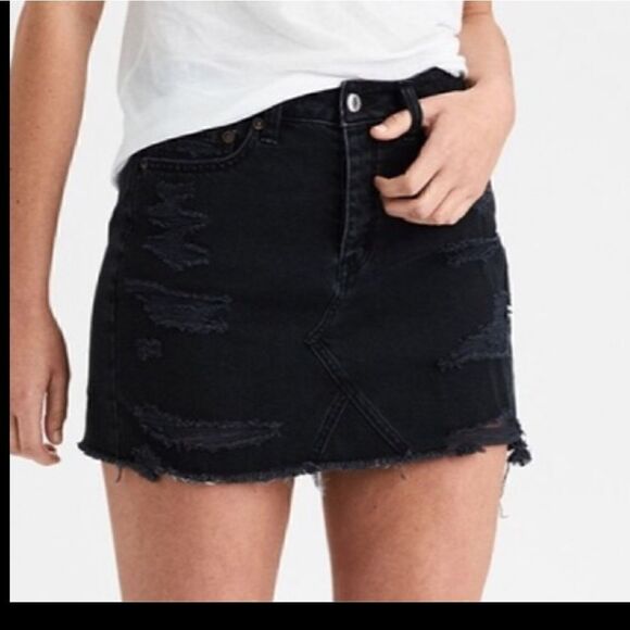 AEO Black Distressed Denim Mini Skirt - Picture 1 of 10